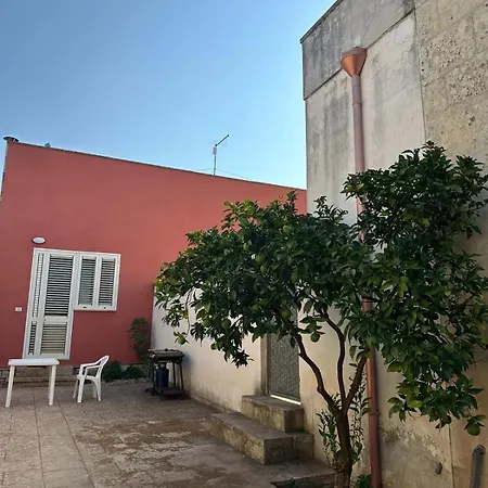 Monolocali Li Furni * Carpignano Salentino